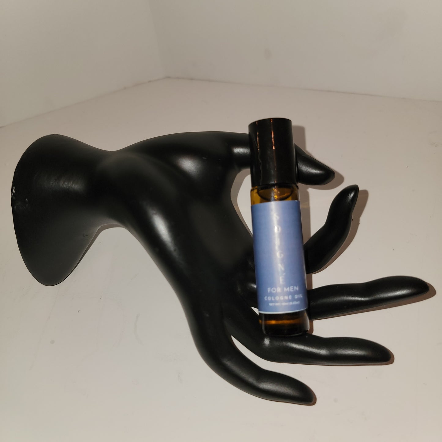 Soigne Cologne Oil Roller Ball